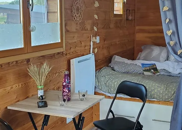 Roulotte De La Ferme Les Chenevieres * Villers-devant-Mouzon